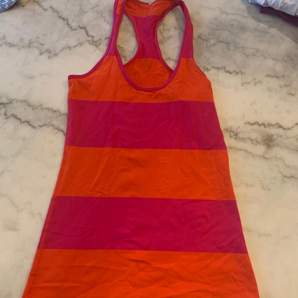 Lululemon SeaWheeze size 8 Cool Razor Back Tank
